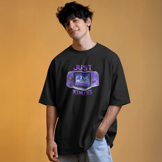 Five More Minutes ( Gaming ) - Black Oversized Tshirt